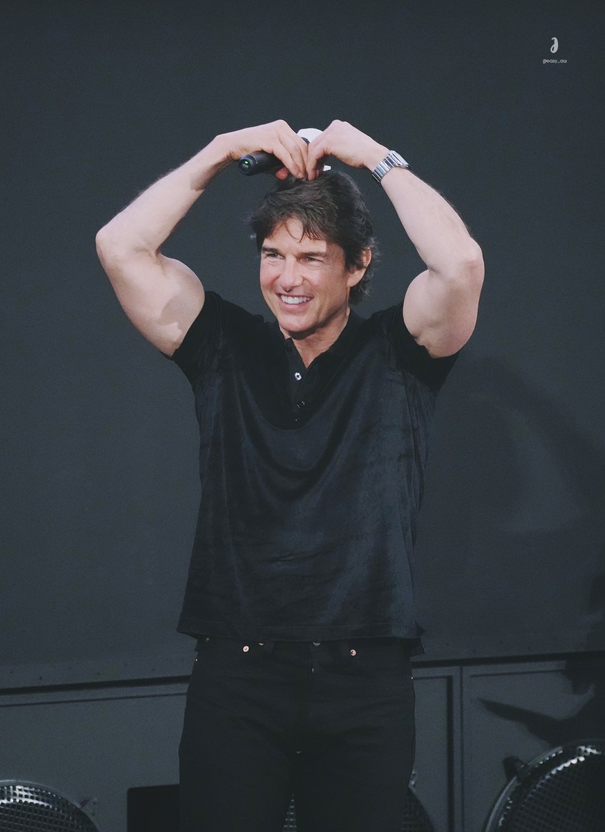 easy_au's tweet photo. 220620 #톰크루즈 #탑건매버릭 영등포CGV 무대인사
#탐크루즈 #TomCruise #TopGunMaverick https://t.co/gCmKTeGchg