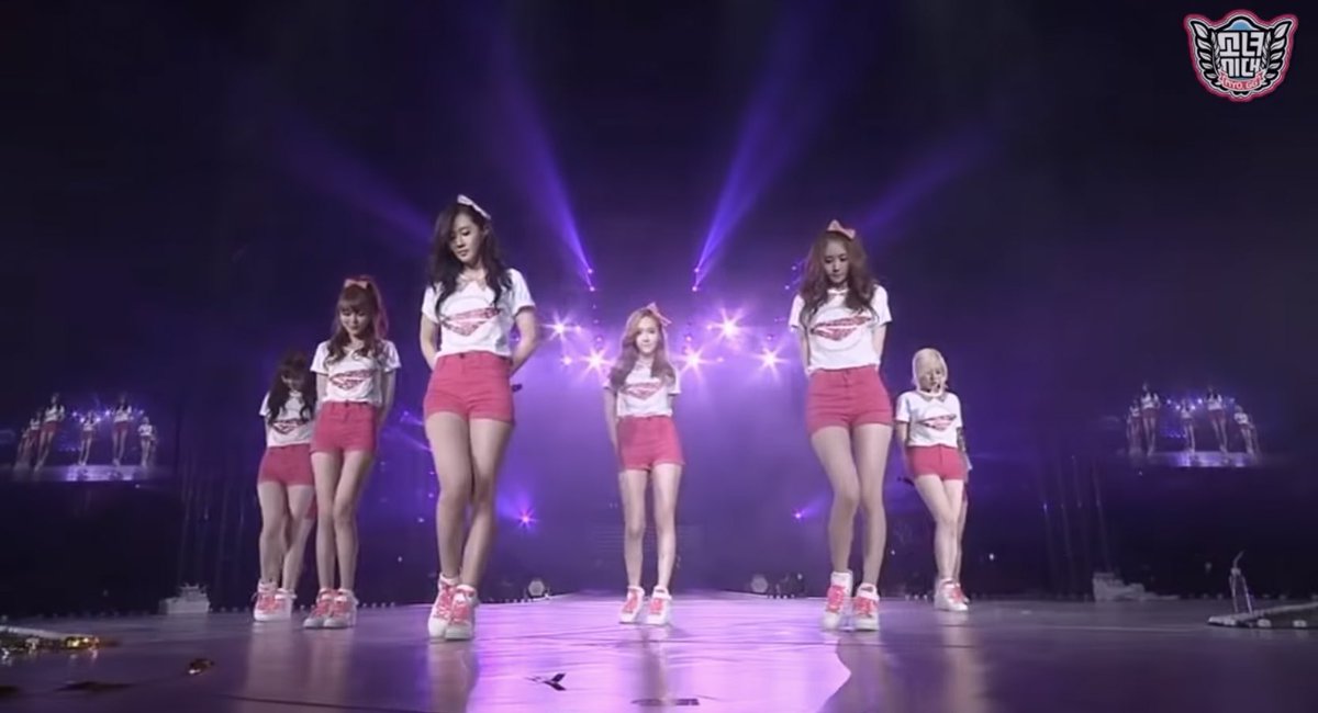 noftaeng_'s tweet photo. “ถ้าคุณได้เป็นโซนยอชิแดครั้งนึงแล้ว คุณก็จะเป็นโซนยอชิแดตลอดไป” ตั้งแต่วันแรก จนถึงวันนี้ ที่ตรงนั้นยังคงเป็นของเธอเสมอมา https://t.co/VwPK0ZTSY7