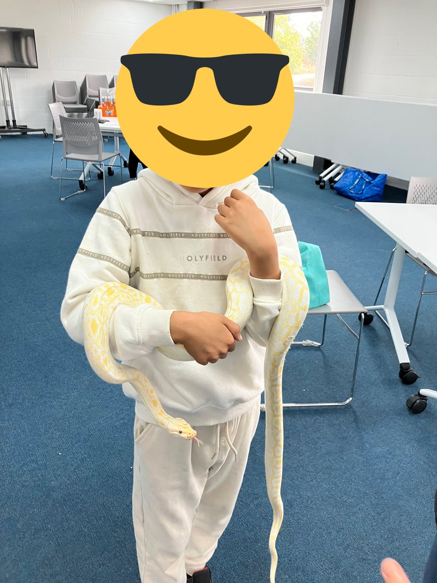 KWYouthVoice's tweet photo. Thanks to our friends at  @inspiredAUB for hosting our #ChildrenInCareCouncil this morning 🐍 🎨 . 

Hope The Ranch counted all the reptiles back in, apologies if you find a bearded dragon wandering around campus 😅. 

#YouthVoice #DorsetYouthVoice #Connections https://t.co/5dKDVDGOMT