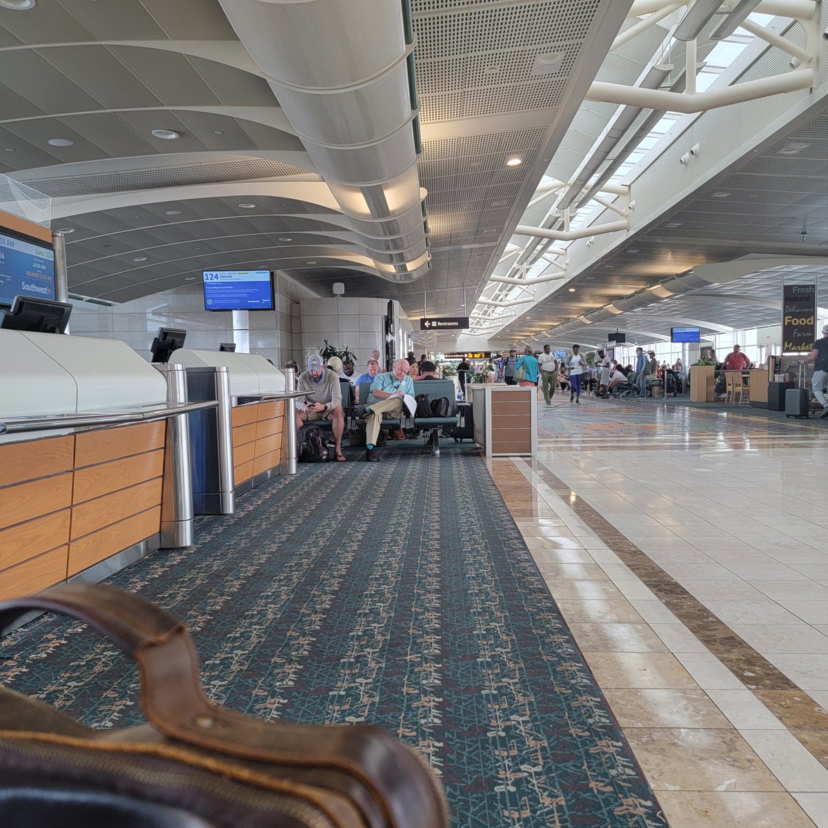 kenhensley's tweet photo. Getting ready to leave Orlando and head west to Denver.  I'll be preaching tomorrow at Mountainview. If you're in Denver, I'd love to see you. If not, you can worship with us online at https://t.co/2CCf6FJhcS. https://t.co/rl7vLZDb2i