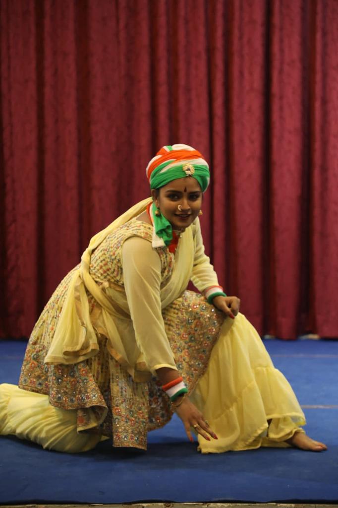 KatrynnKarronya's tweet photo. A day filled with college, dance-institution work, patriotic-dance-competitions, cheering audience is fulfilled with beautifully captured moments by #LoyolaAcademy at #TelanganaClusterColleges.

#75YearsOfIndianIndependence
#Dance #patriotism #winning #success #celebrations https://t.co/5i3nwKoycM