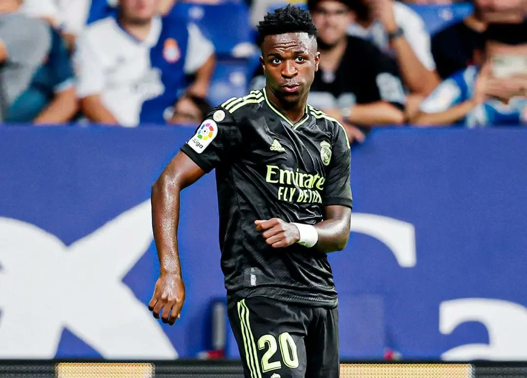 Que golaço do Vini Jr.

Esse mlk precisa ser titular no Catar.