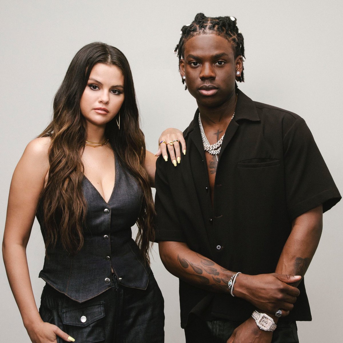 GomezAnalytics's tweet photo. .@SelenaGomez &amp; @heisREMA’s “Calm Down” will impact on US Rhythmic &amp; Pop Radios on September 6th. https://t.co/xLvdqZSLdb
