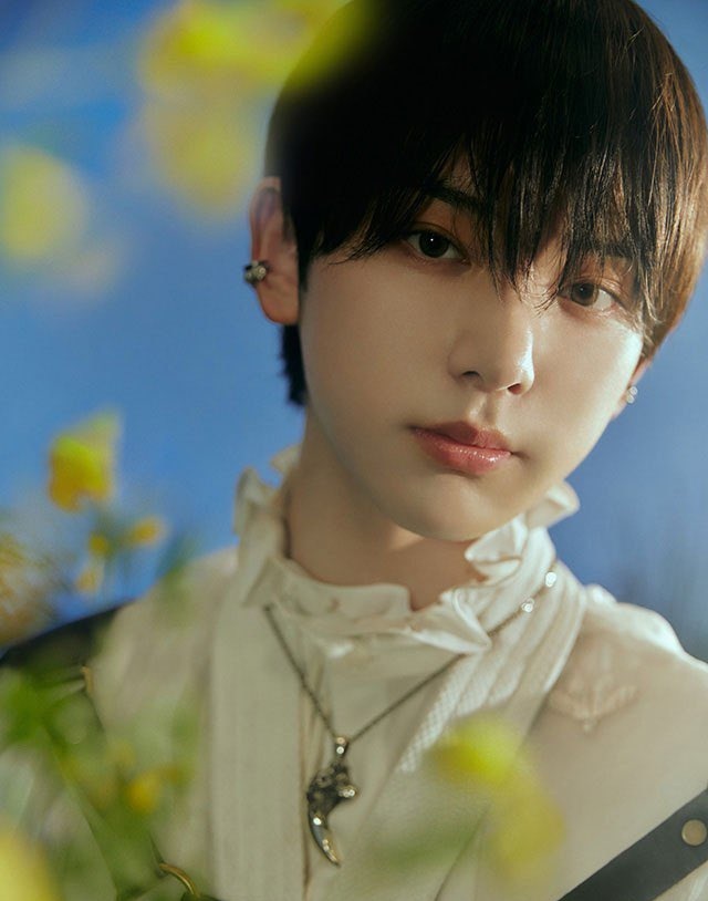 HARUA_FR's tweet photo. OUVERTURE || 03.09.2022

Bonjour à tous ! Et bienvenue sur la première fanbase consacrée à HARUA membre du premier groupe japonais de HYBE : #andTEAM !

Merci de soutenir et d'envoyer un maximum de soutien / d'affection à notre Harua!
Date d'ouverture officielle : 04.06.22 https://t.co/AAk2sW89V8