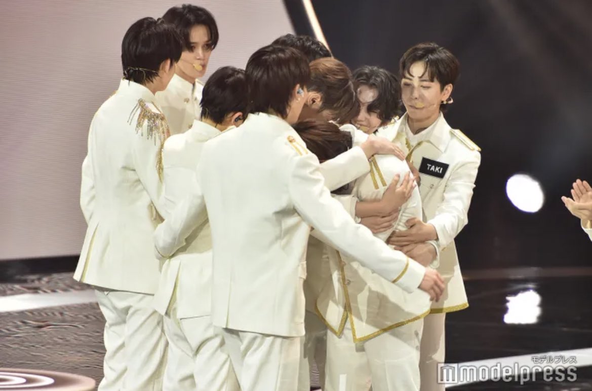 hankeijuns's tweet photo. A new family (◍•ᴗ•◍)❤ #andTEAM https://t.co/QuhVNZ3RYw