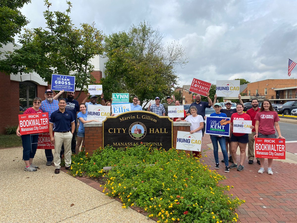 HungCao_VA's tweet photo. Door knocking in Manassas this morning with an incredible team. We have great candidates on the ballot this year who will always put their constituents first! #CaoForCongress https://t.co/rY7Iu8LXEj