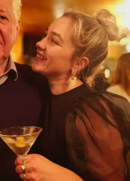 best of florence pugh tweet media