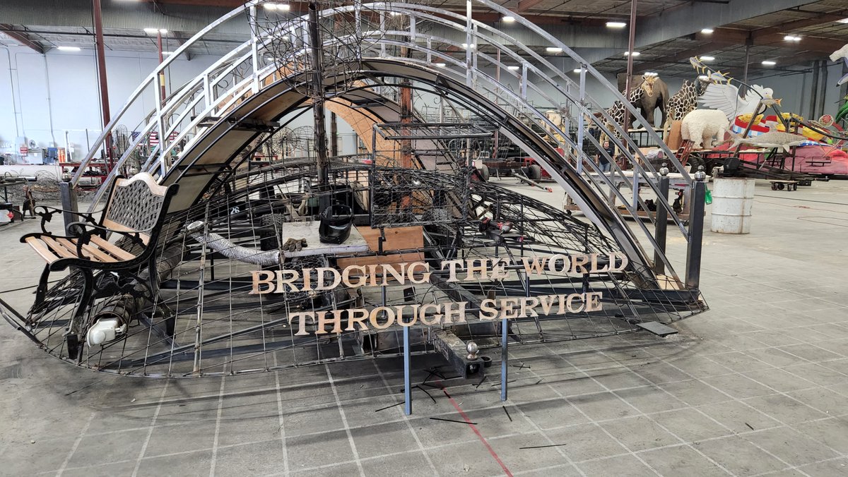 LionsFloat's tweet image. More pictures of the construction progress. The Lions float is really taking shape. #lionsclub #lionsfloat