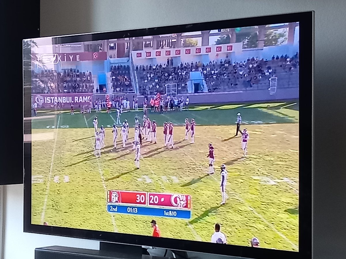MrGIF4479's tweet photo. #GoRams 🐏🏈 #IstanbulRams 🇹🇷🏈 ihr dreht das noch

#CCEatIST #ELF 🇪🇺 #Football #Turkiye https://t.co/O5tHS1bugG