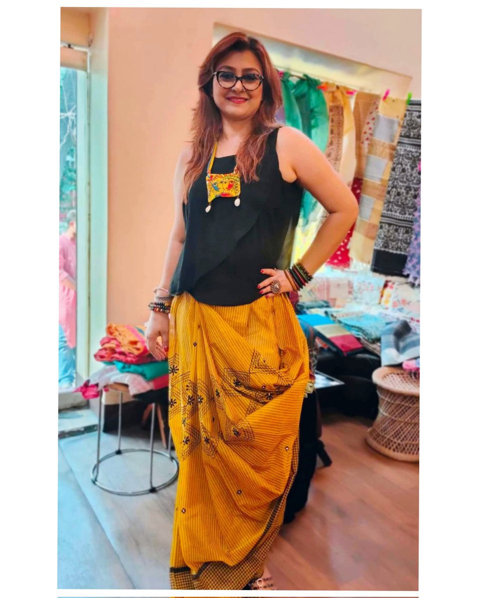 Debjani_majo's tweet photo. Fashion is all about setting a trend....
#trending #fashion #exhibition
#Parav #fashionstyle #trend
#Debjani_chatterje_official https://t.co/cFh13aFWWL