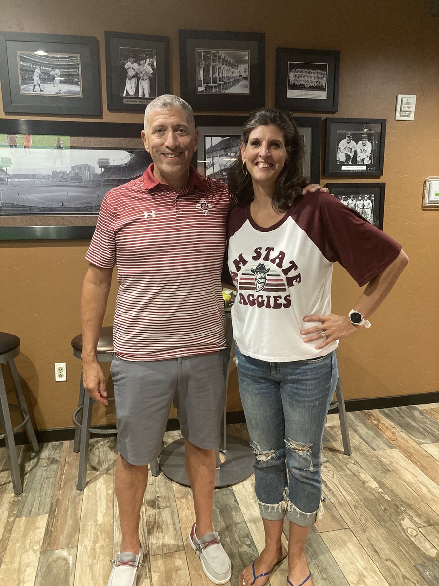 Two members of <a href="/NMStateAggies/">NM State Aggies</a> NATION we are proud of <a href="/krqe/">KRQE News 13</a> own <a href="/stephYLC14/">Stephanie Chavez KRQE</a> &amp; @krqevallez thanks for coming to last nights game!!! <a href="/NMSUAlumFriends/">NMSU Alumni & Friends</a>