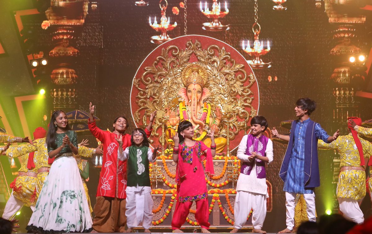superstarsinge's tweet photo. #SuperStarSinger #superstarsinger2
#superstarsinger2grandfinale #PawandeepRajan #ArunitaKanjilal #SayliKamble #SalmanAli https://t.co/aGtuVfE2qG
