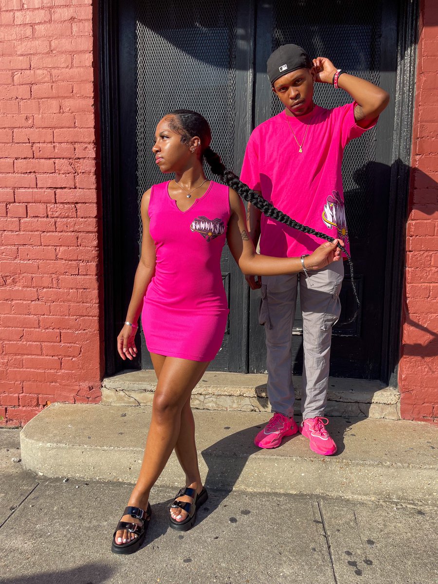 ssclothing225's tweet photo. his and hers, we flex together 💖.. new items OUT NOW. come get your shine on with your other half
#blackbusiness #sunnyside #streetwear https://t.co/T0LheJqOAG