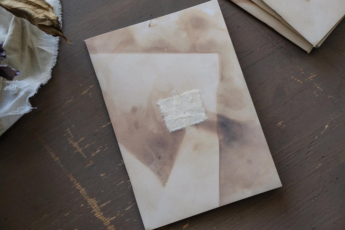 kristmort's tweet photo. My most recent zine, as well as some new prints are now listed in my webshop:
https://t.co/q1wmaQLtej https://t.co/xudhdJJN0k