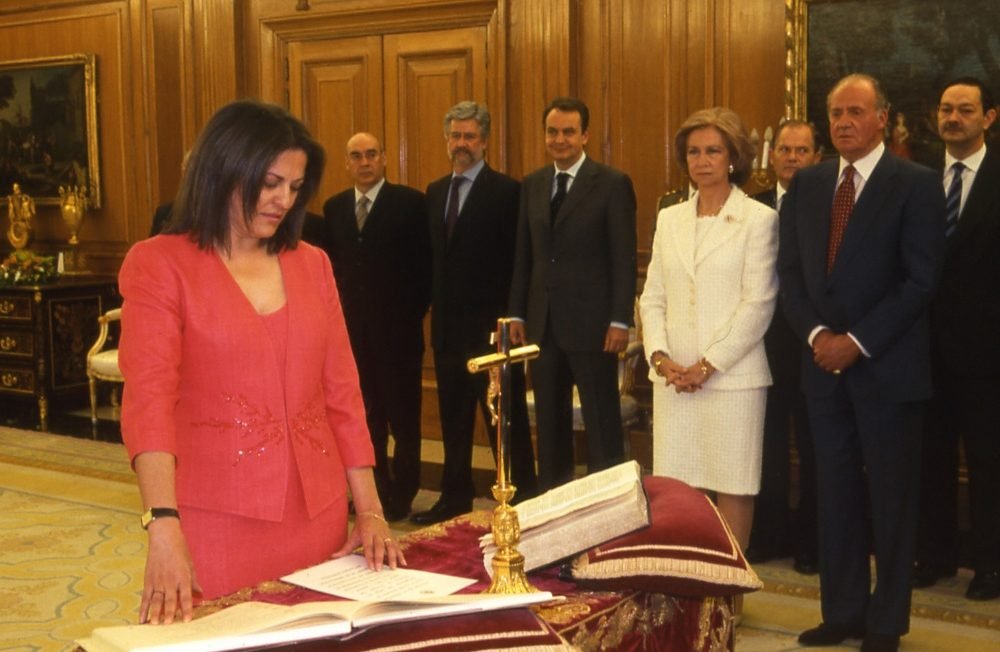descifraguerra's tweet photo. 🇲🇦🇪🇸 La exministra María Antonia Trujillo (PSOE) asegura en un foro en la ciudad marroquí de Tetuán que Ceuta y Melilla "suponen una afrenta a la integridad territorial de Marruecos" y "son vestigios del pasado que interfieren" en las relaciones de este país con España. https://t.co/wIdPpGPhye