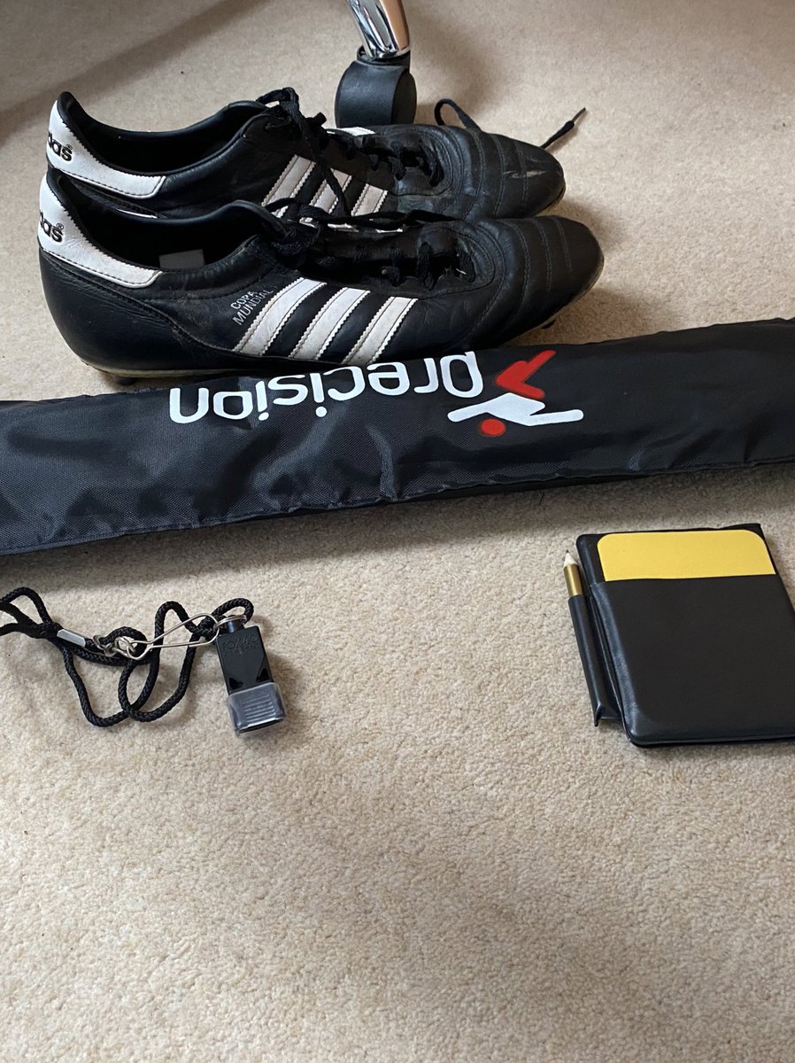 CraigLiam2's tweet photo. Wanker in black tomorrow https://t.co/sdZHASQxhO