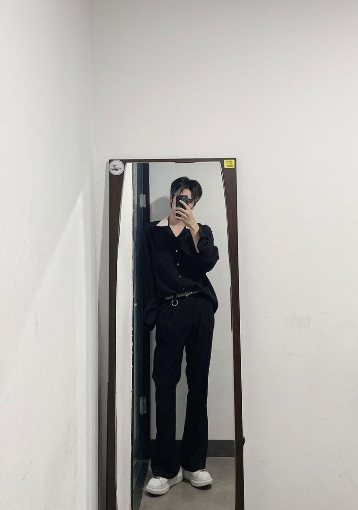 sUuceep1's tweet photo. ชุดนี้เท่วะ พึ่งซื้อมา เดี๋ยวใส่บ่อยๆดีกว่า https://t.co/5euUwwaeA4