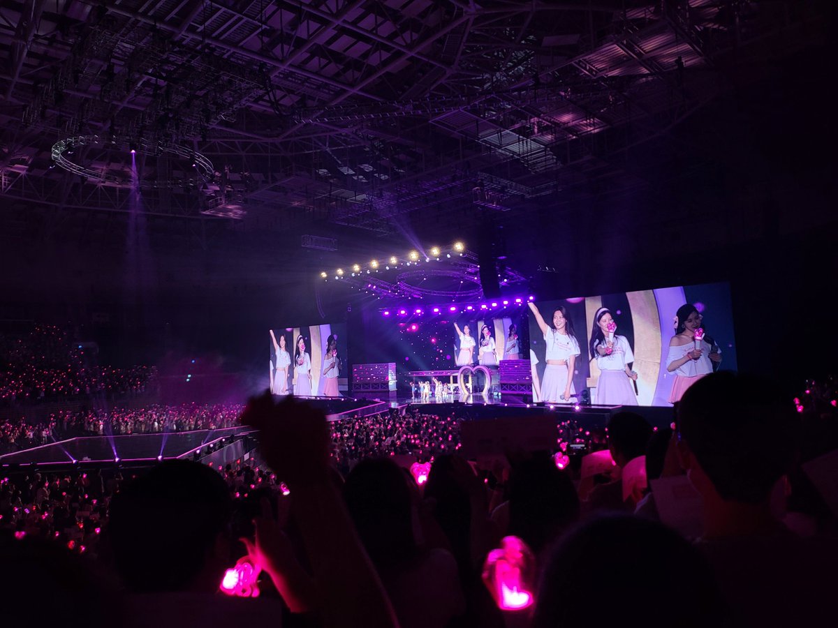 Unnieya's tweet photo. 소시야 사랑해
수영아 사랑해 https://t.co/gWBwayyyum