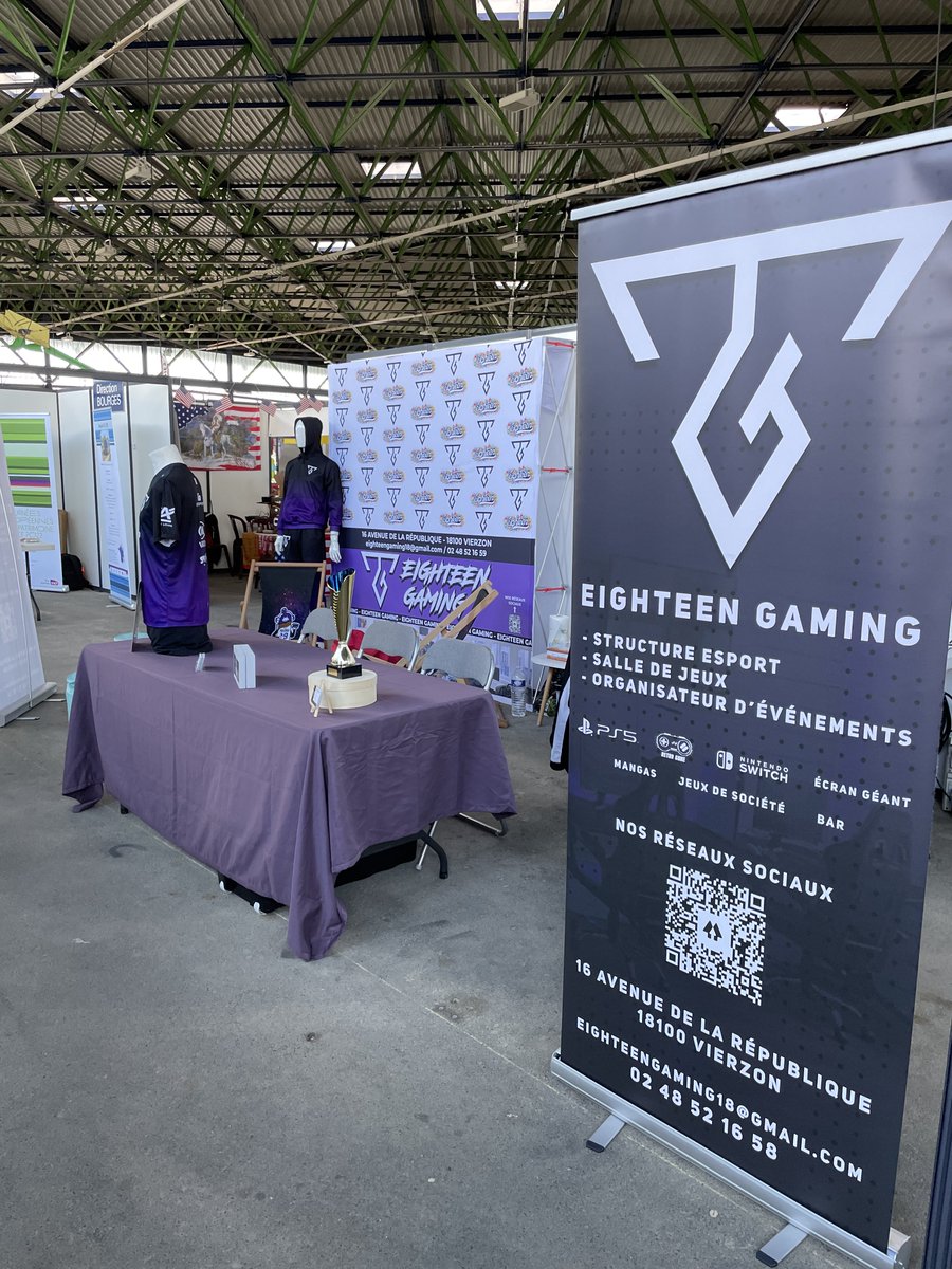 EighteenGaming's tweet photo. Retrouvez-nous au parc des expositions de Vierzon pour la fête des associations ! 😍

Venez discuter, il y a des consoles et plein de jeux à tester ! 🎮

C'est ouvert jusqu'à 19h aujourd'hui et demain de 10h à 17h30 ! 😁 https://t.co/ZefjTivYsA