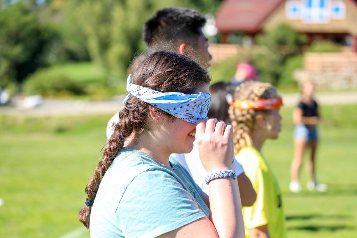 BrewsterAcademy's tweet photo. Student Leaders moved in a couple days early to prepare for Orientation Weekend. They spent some time building on their student leadership training last May, as well as gearing up to welcome new students this weekend! 
#BrewsterAcademy #LivesofPurpose  #Brewster22Kickoff https://t.co/wJppURjRRN