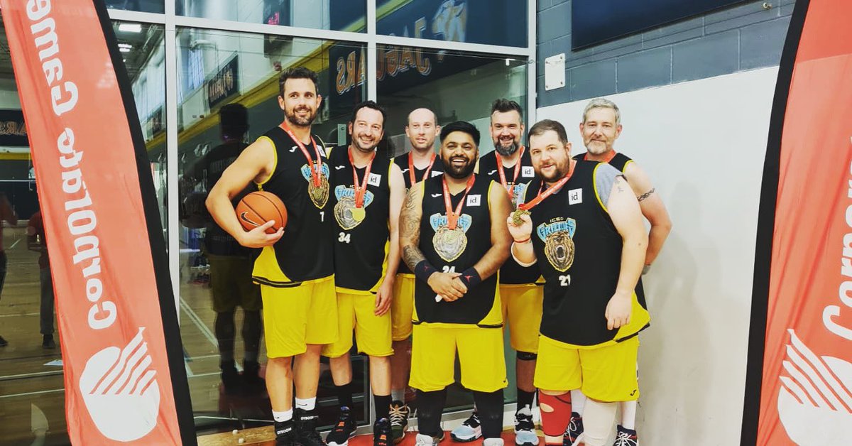 We only went and got a silver medal at an international tournament. I guess the Israeli Pro team were always gonna be favourites! 

#oldmenofinstagram #oldmencanjump #over40basketball #manchesterbasketball #basketball