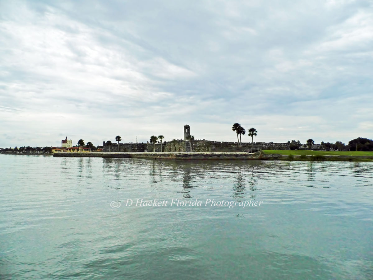dhackett4150's tweet photo. A beautiful water view of the#castillodesanmarcos from the #matanzasbay in the oldest city St Augustine Florida D Hackett https://t.co/xcKcBYJOEU https://t.co/tBTa9P9K1z