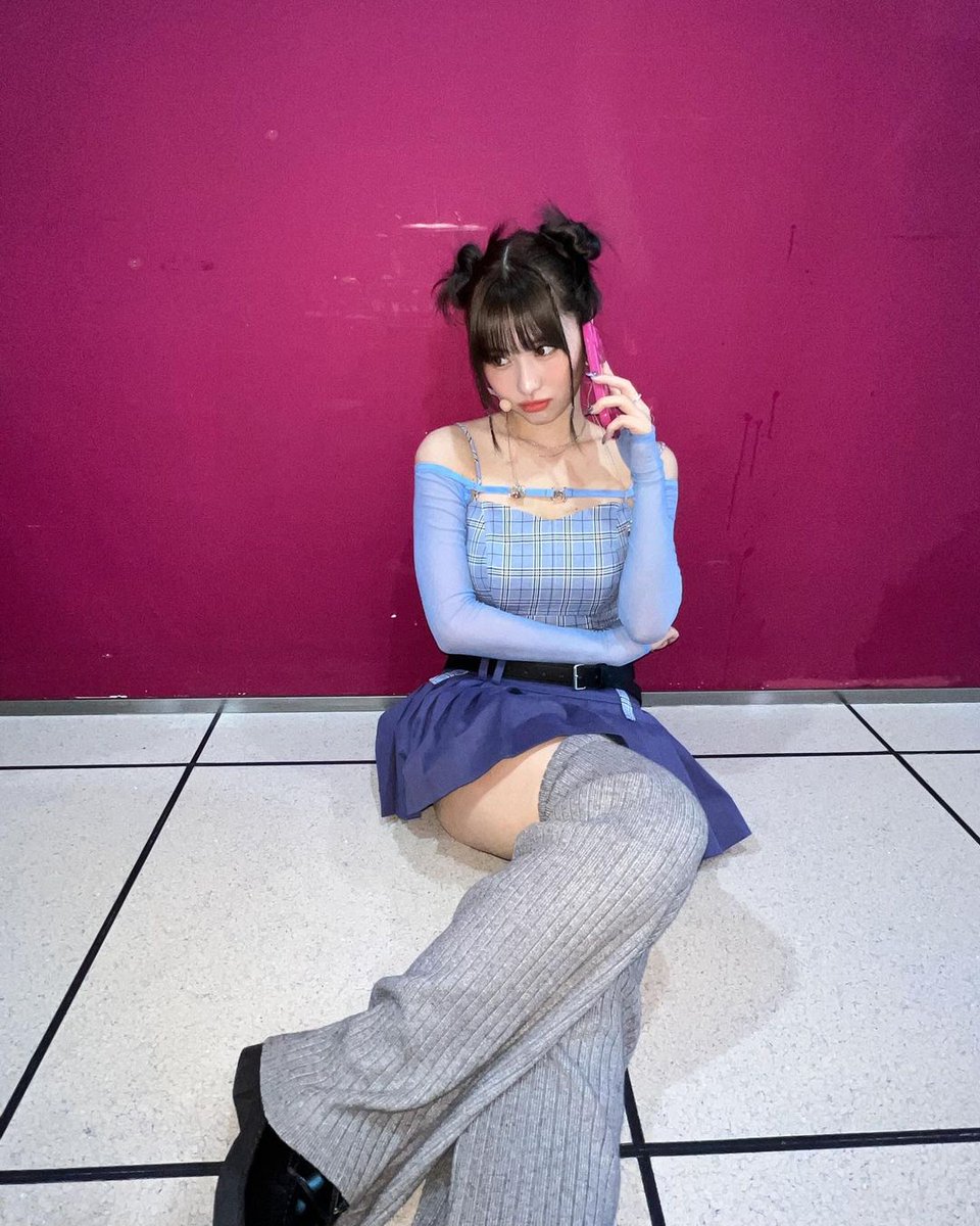 mmpicss's tweet photo. Momo's Instagram update. #MOMO #모모 https://t.co/DfoIFMFr1y