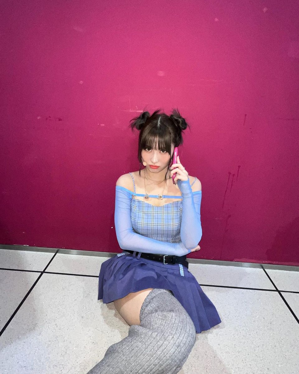 mmpicss's tweet photo. Momo's Instagram update. #MOMO #모모 https://t.co/DfoIFMFr1y