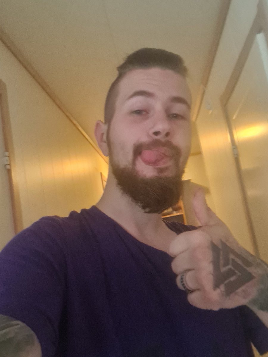 Simpa_qt's tweet photo. Time for a drink with my brother, wish me luck 😂 https://t.co/tRlgjeosR0