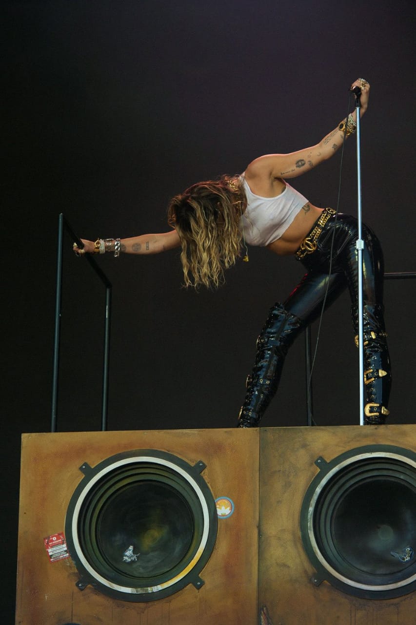 The Cyrus Society on Twitter "Miley Cyrus in talks to headline