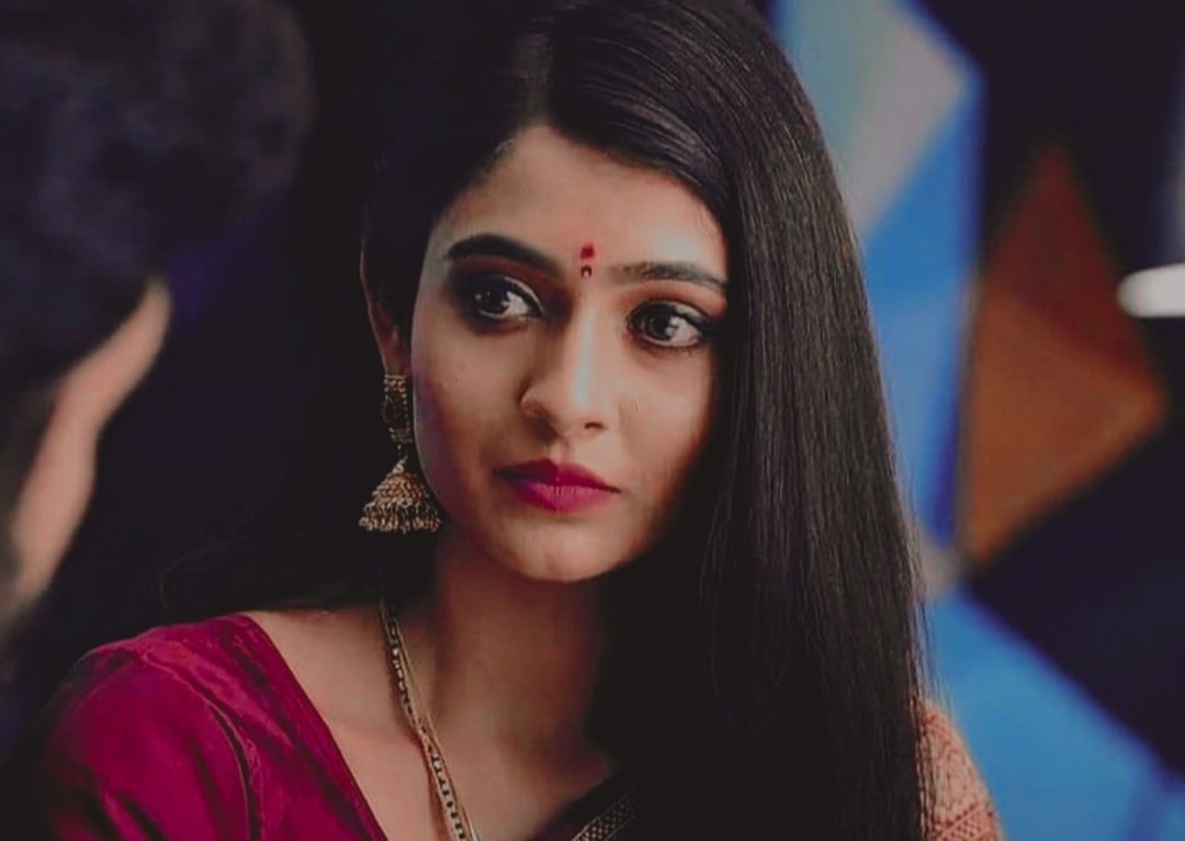 Akanshaa05's tweet photo. Simply beautiful in saree...simplicity never goes out of style😊

#ShivangiKhedkar https://t.co/OrNtfEW56L