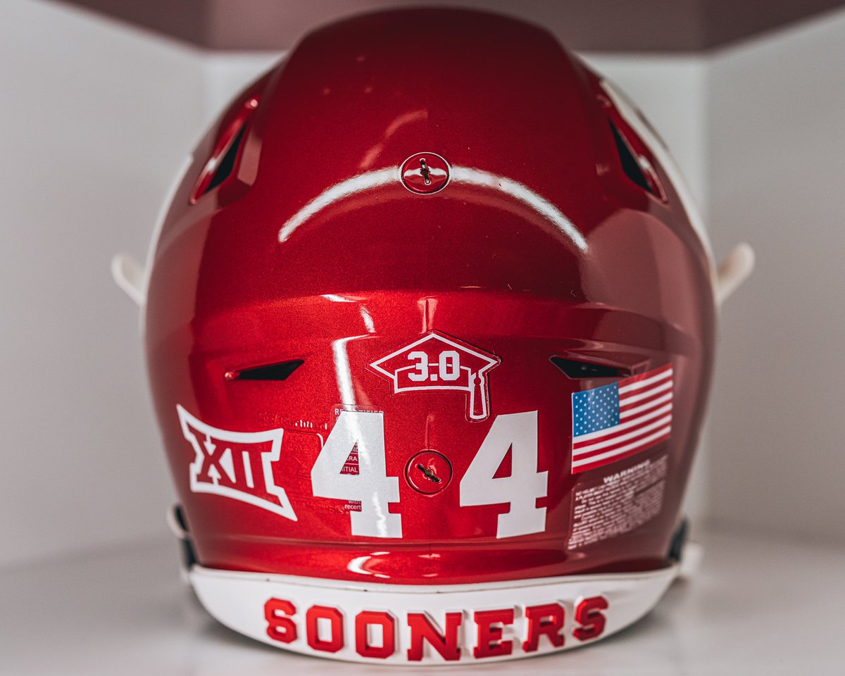 <a href="/GabeIkard/">Gabe Ikard</a> Graduation stickers and 3.0/4.0 GPA stickers. Keeping the main thing the main thing ✊