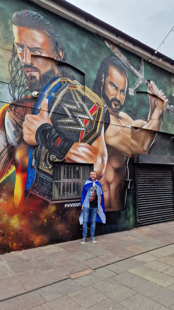 Supporting <a href="/DMcIntyreWWE/">Drew</a> at #WWECastle! It's coming home 🏴󠁧󠁢󠁳󠁣󠁴󠁿🏴󠁧󠁢󠁳󠁣󠁴󠁿🏴󠁧󠁢󠁳󠁣󠁴󠁿