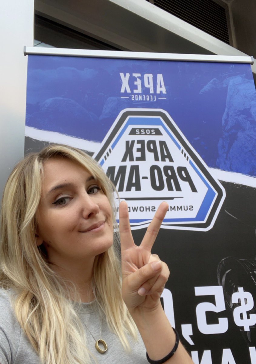 Ranger_Cali's tweet photo. AHHHHH! LAN DAY IS HERE!💙
#ApexProAm https://t.co/kulQzi3JyD