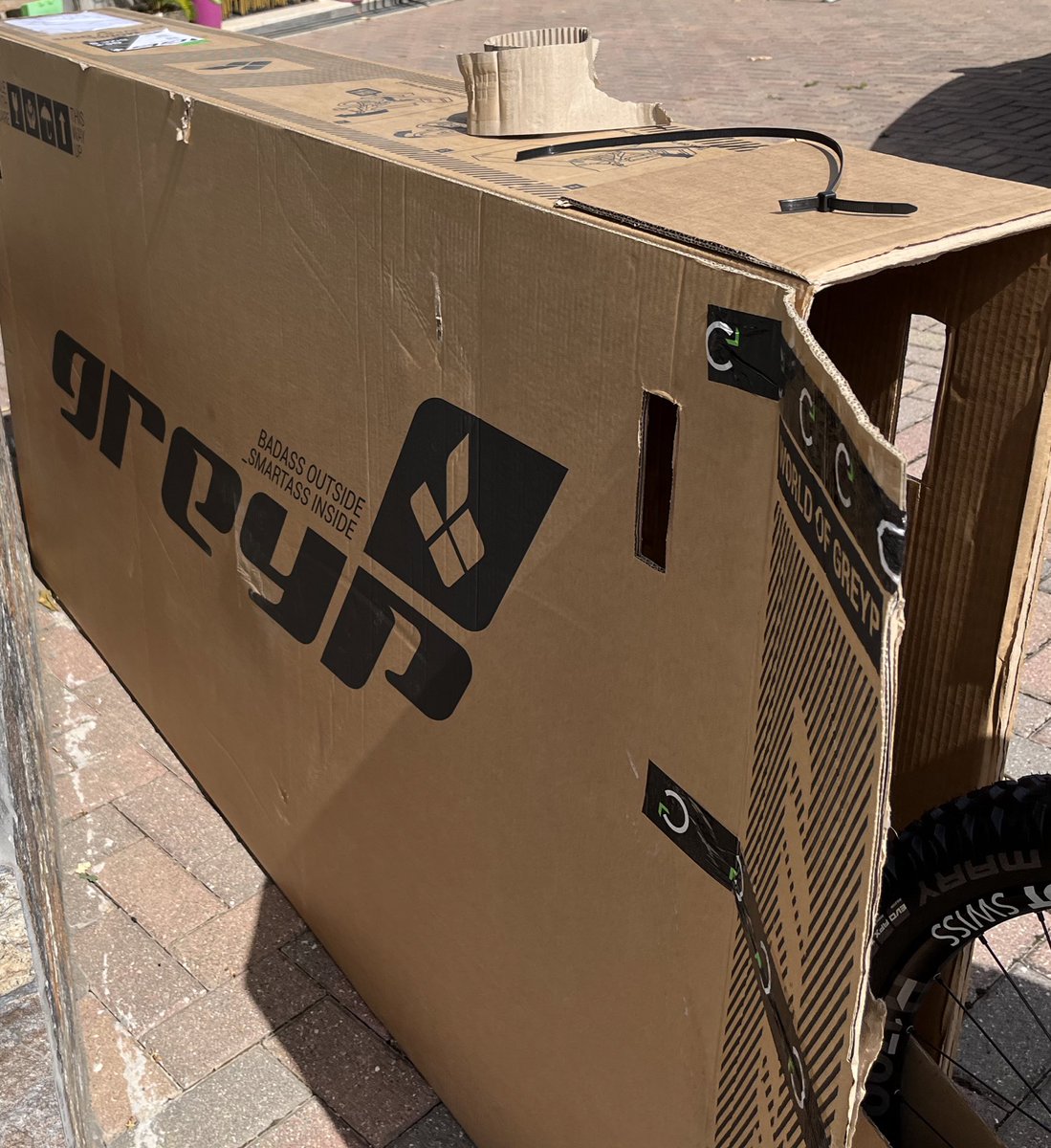CelliniFabio's tweet photo. A 2 wheels nevera 😁#greyp @GreypBikes https://t.co/xgh143oGDa