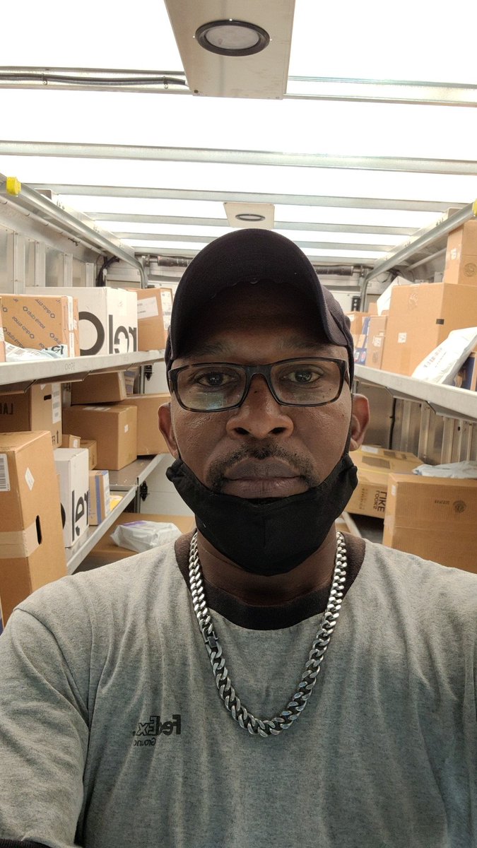Jamerican42's tweet photo. @talkSPORTLive enjoying the commentary in my FedEx truck, delivering here in Shelton Connecticut. https://t.co/avQ6EmBZZJ