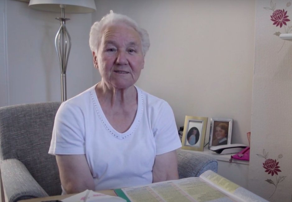 CollectiveVGla's tweet photo. 80-year-old Esther West is this Sunday's Routines star. We filmed her while she told us how she spends a typical day. Esther enjoys gardening, bowling, and socialising with her bowling club in #Paisley.
Watch her short Routines clip here: https://t.co/k1dzVyhWDm
#LifeinScotland https://t.co/c9H3ln1VPd