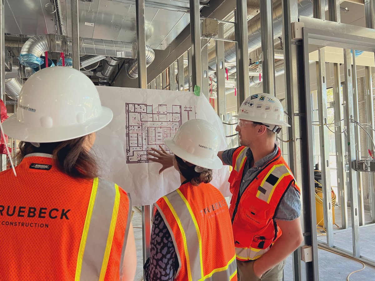 pdhsu's tweet photo. We are looking for a Lab Operations expert @arcinstitute to lead Arc’s Lab Operations team, working closely with our Facilities Operations group. We are scaling from 60 (now) to over 150 scientists in the next 2-3 years. Help us build the future: https://t.co/taUpUdiwtp https://t.co/PdLcxBPxlv