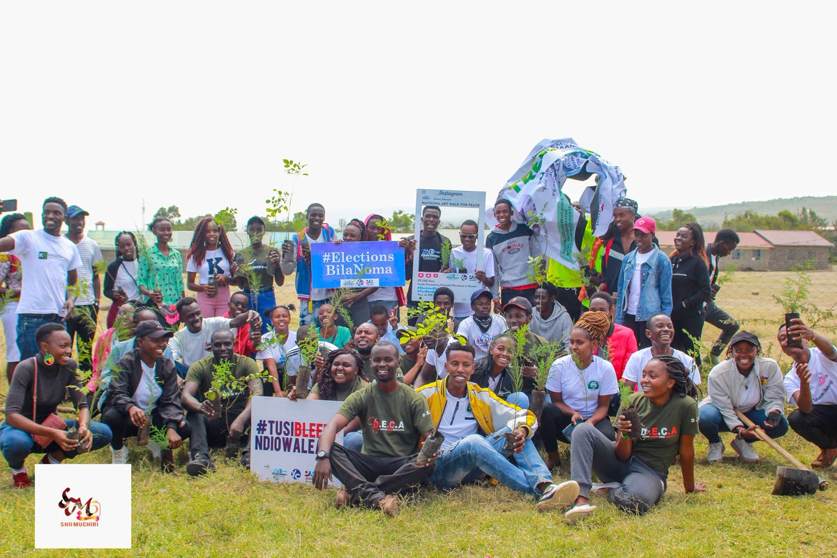 Mtaani_konnect's tweet photo. To make informed decisions and take appropriate action towards addressing climate change, there is need to invest in educating youth and communities to enable them understand the causes and consequences of climate change.@Wanavijiji
#climatenegotiationKE  #ClimateActionNow https://t.co/SxqIBswxDk