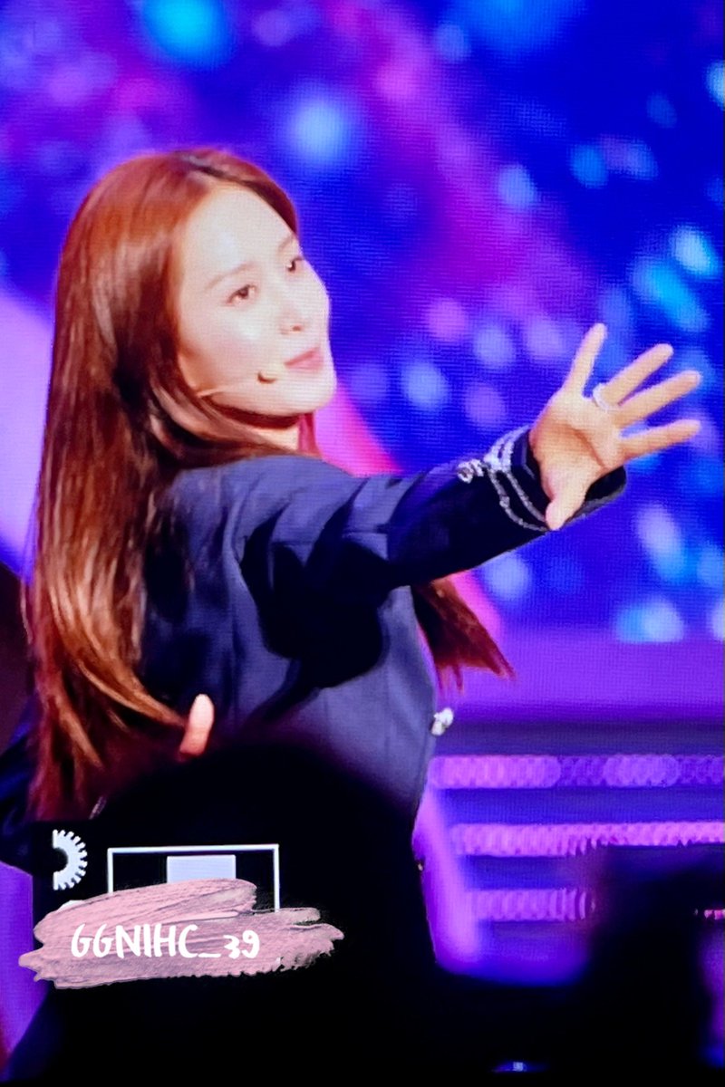 220903 팬미팅 #유리 #YURI 
행운의 여신 3