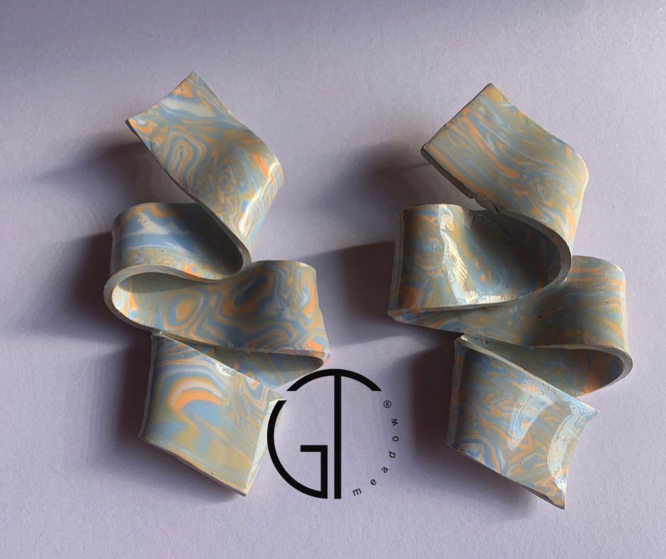 gtmeadowsa's tweet photo. New earrings added to the shop. Click on the link for more details. #handmadeearrings https://t.co/BnUwa5z5F6