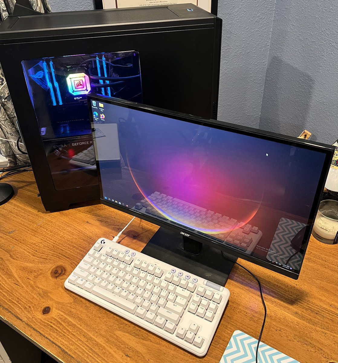MeganABH's tweet photo. My sibling was very kind and helped me put together a computer that had the right memory, RAM, cores, etc. that I needed for my new bioinformatics research project. It going to work great! But it is unmistakably a gaming PC 🤣 https://t.co/kuowoA9mU4