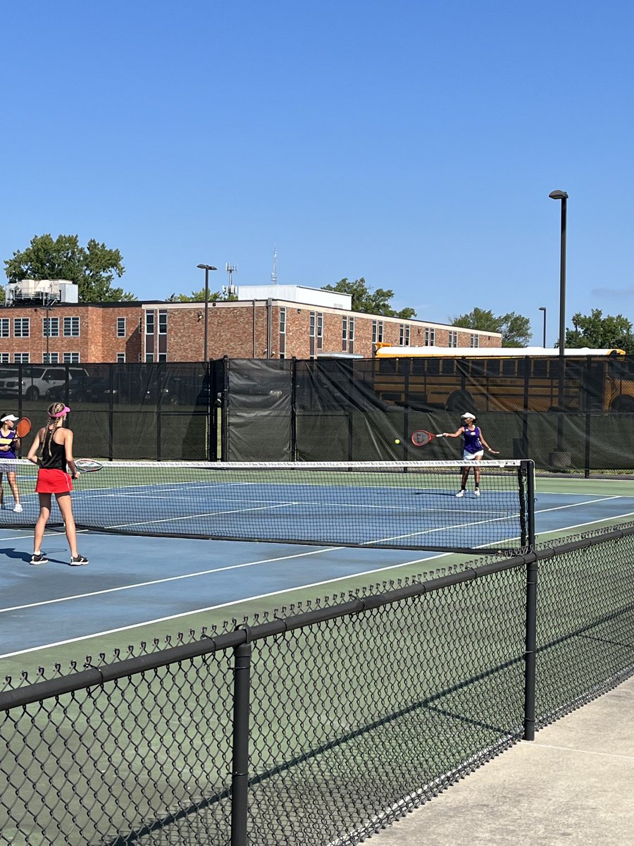 KewpAthletics's tweet photo. Kewps looking to control the court! https://t.co/0vtN5XImp4