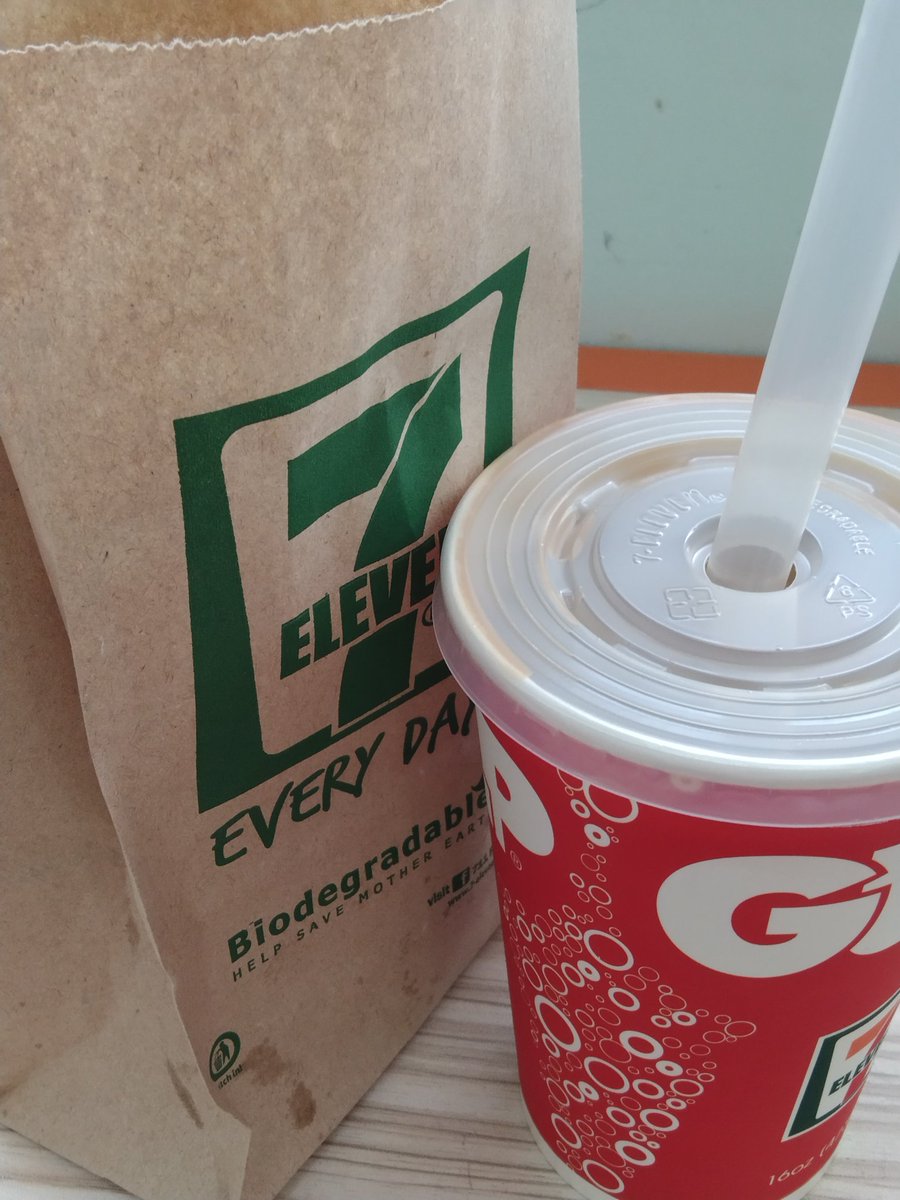 plumaries's tweet photo. ⠀⠀⠀⠀
꒰ 090322 ꒱
🎂 . . . saying goodbye to august and welcoming september, my birth month !
#lifetwt #weeklylog #studytwt
⠀⠀⠀⠀ https://t.co/kMWyL1ppWp