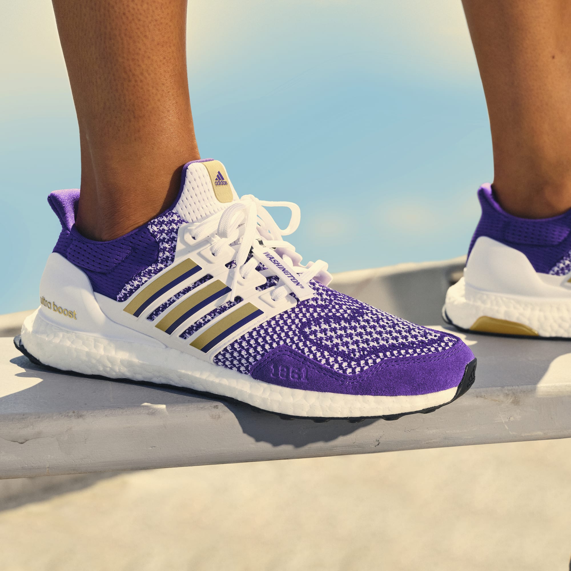 adidas alerts on "Sizes 5-14 on #adidas US. adidas Ultraboost 1.0 —&gt; #sponsored https://t.co/MRyGxsUECq" /