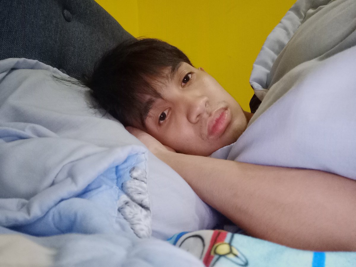 rvepaulo_'s tweet photo. Trying not to be lazy #GE1 #UTS #MINIME https://t.co/e4deWzzmAR