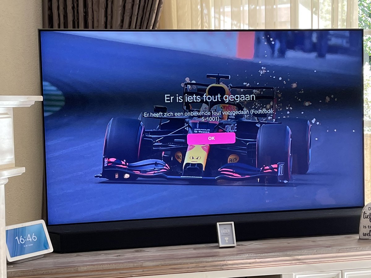RobvNieuwkerk's tweet photo. ViaPlay is al het hele jaar knudde… maar uitgerekend tijdens de Dutch GP loopt de stream steeds vast. (Snelheid internet 600 Mbit/s!) Het ergste is dat er geen enkele verbetering te verwachten valt, omdat ze het niet serieus nemen. Kortom, zonde van het geld! https://t.co/O83Z7J0AMf