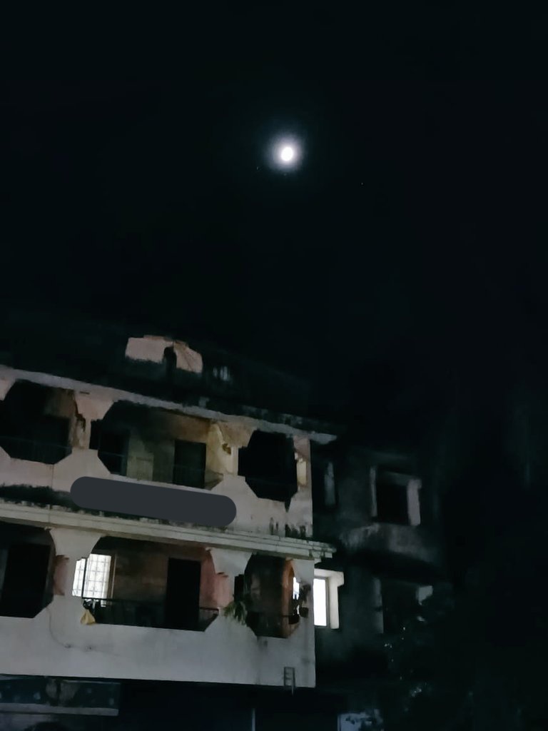 brendadsouza97's tweet photo. The Moon, like a flower in Heaven's high bower, with silent delight, sits and smiles on the night - William Blake #moonphotography #moonlight #nightphotography #night #moon #nightsky #nightscape #moonlovers #travelphotography #traveldiaries #instagood #instareels #moonquotes https://t.co/EUexMfVDqu
