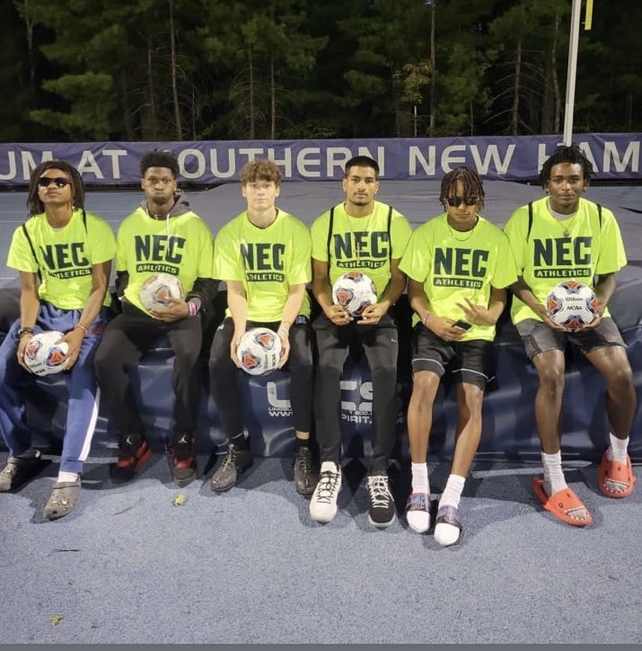 Pilgrims_MBB's tweet photo. Thank YOU, GRIMS, for volunteering at Friday’s NEC Men’s Soccer game at SNHU! WE > me! https://t.co/mpKyouRpaz