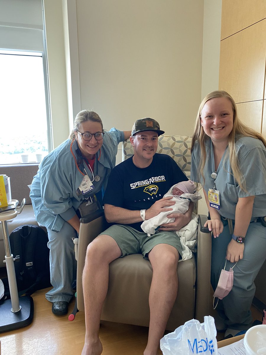 SAUCougarsWBB's tweet photo. Introducing the newest member of our Cougar Basketball family! Isaac John Williams aka “IKE”. God is good! Go Cougs! https://t.co/Z9LoQ4cmEy